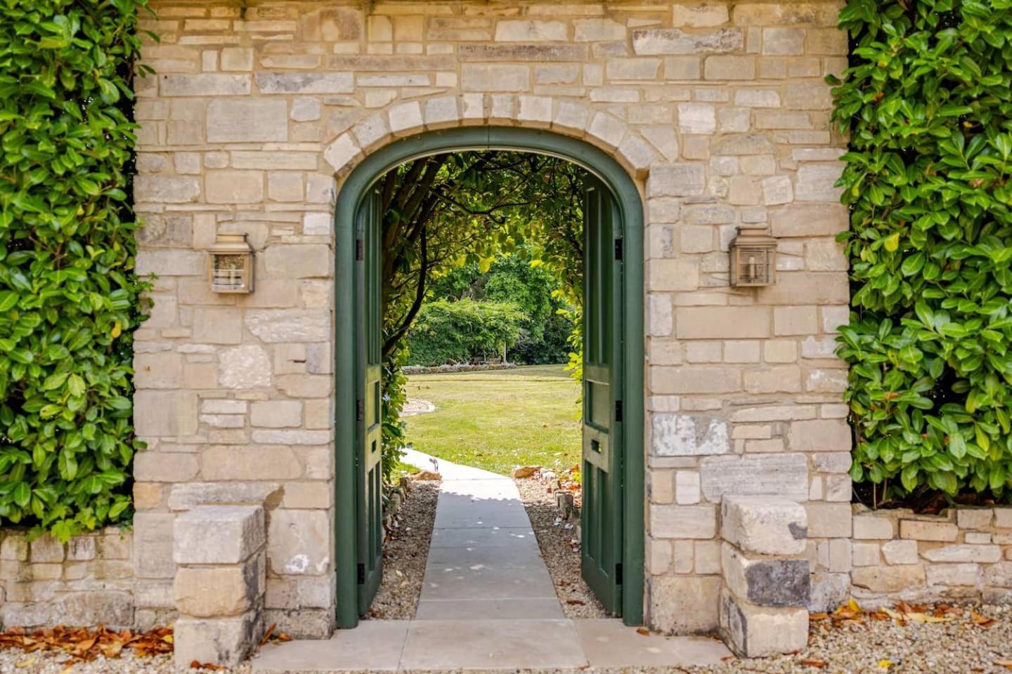 Granby Estate The Old Pool House Apartment Bradford-On-Avon Exterior photo
